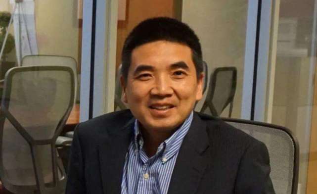 美国会议软件Zoom创始人兼CEO-美籍华裔袁征